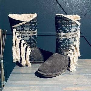 Bearpaw Fringe Boots